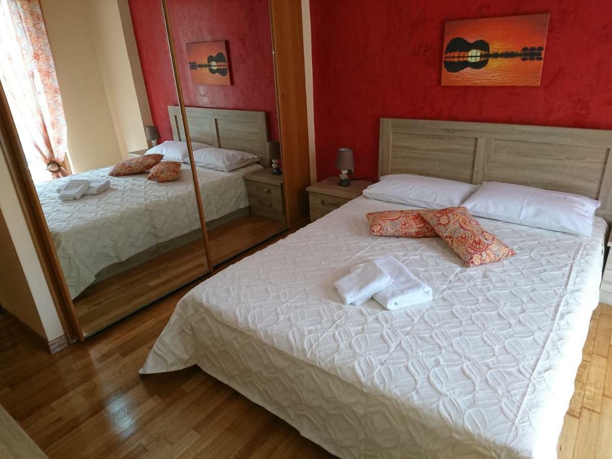 Appartement avec 2 chambre Athènes Extérieur photo